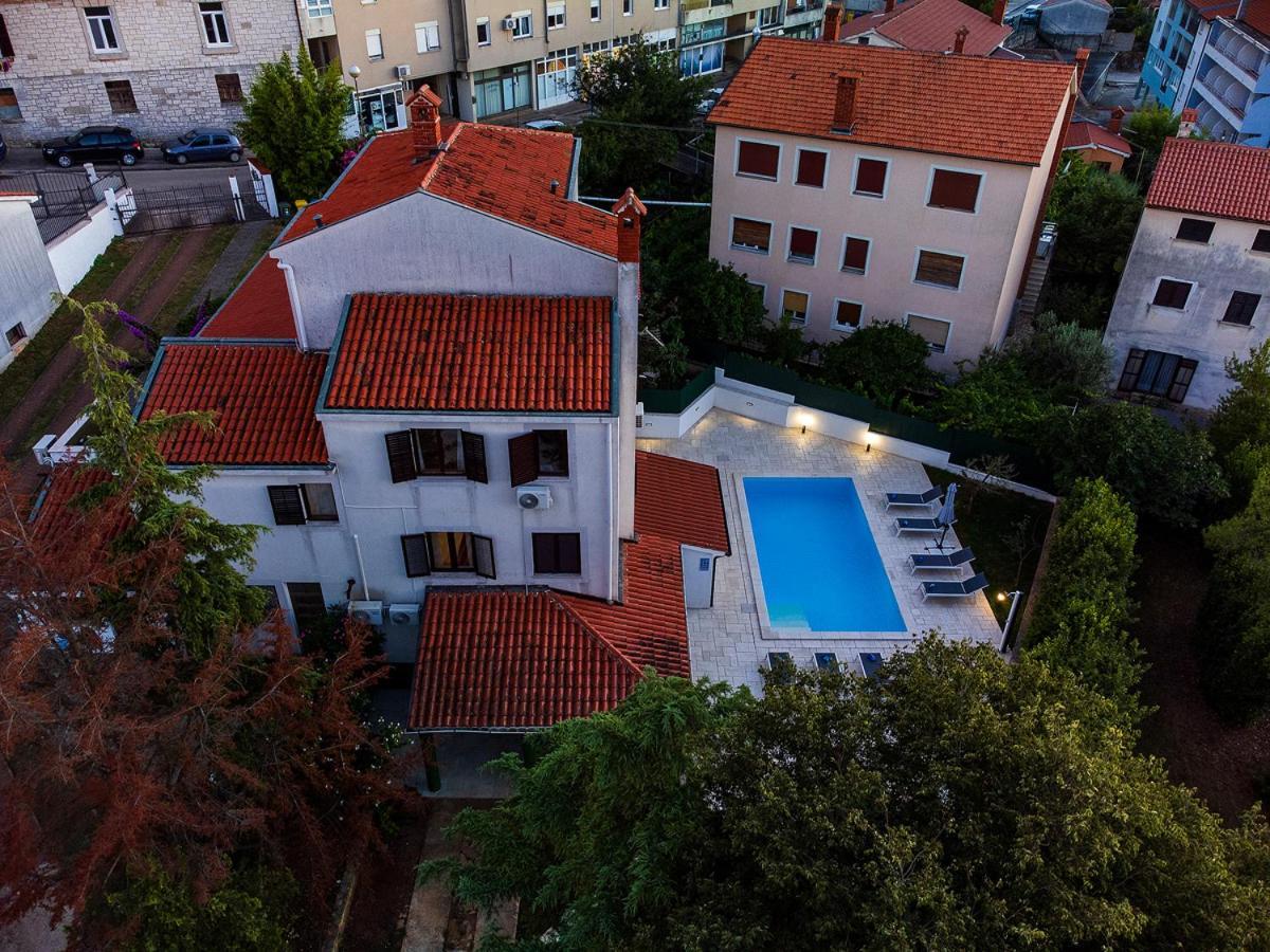 Big Swimming Pool Monvidal Apartment