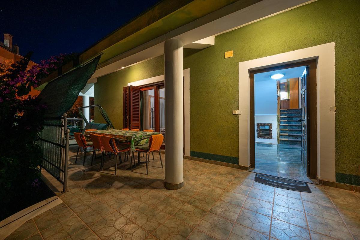 Apartment Big Swimming Pool Monvidal Pula